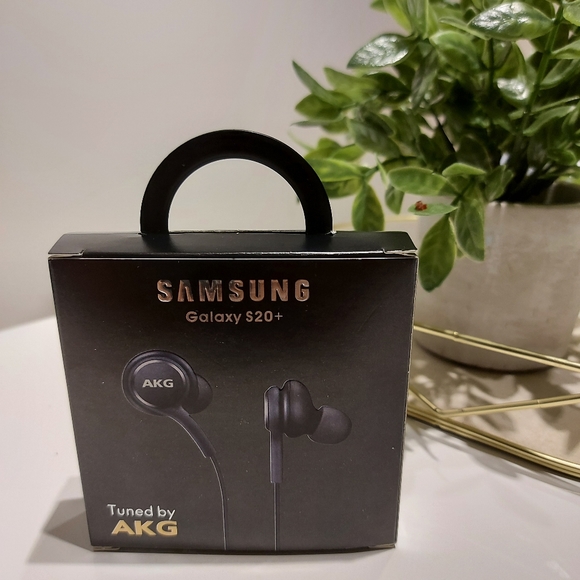 Samsung Galaxy Earphones S20+ - Picture 2 of 7